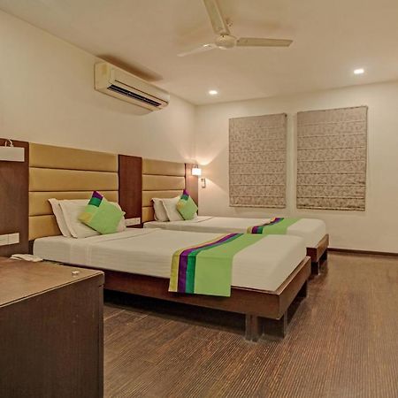 Treebo Trend Hotel Relax Inn Калькутта Экстерьер фото